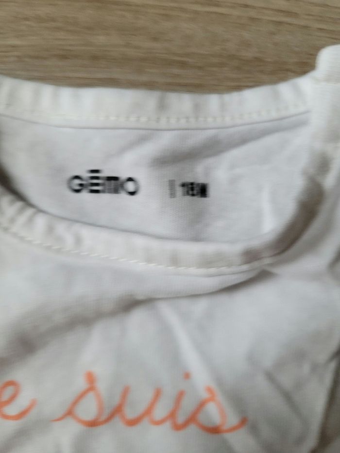 Lot de 2 t-shirts manches longues taille 18 mois - photo numéro 9