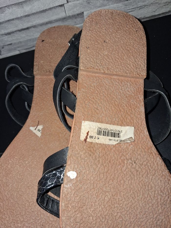 Lot de deux paires de sandales - photo numéro 4