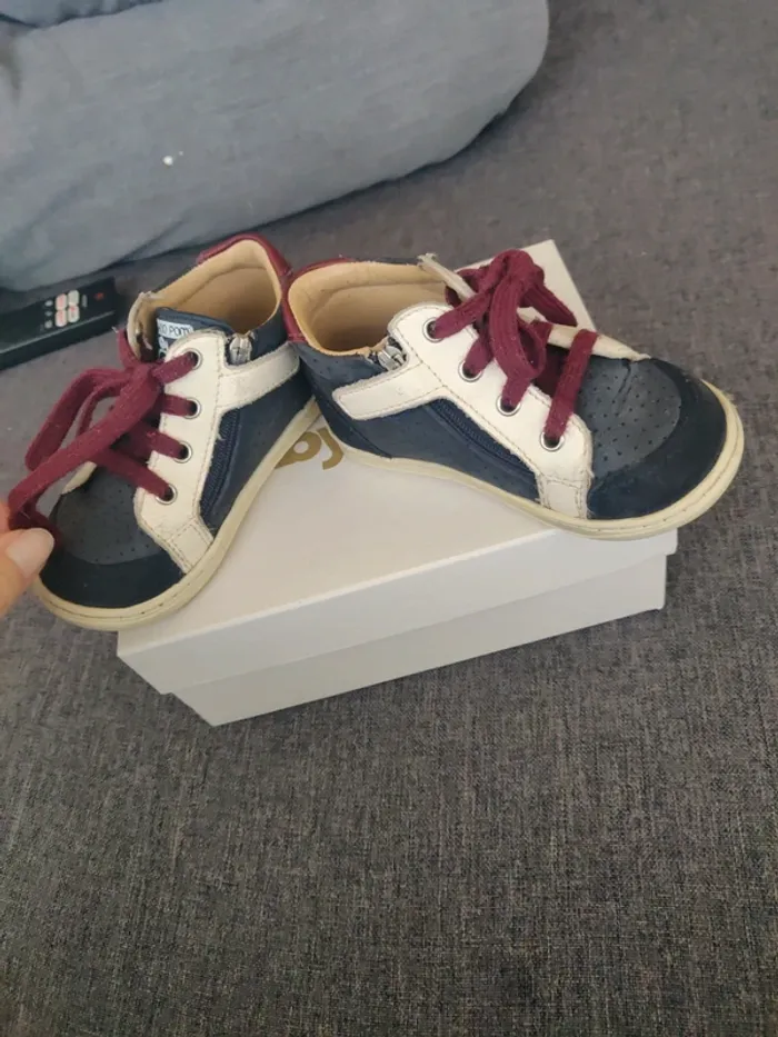 Chaussure bébé - photo numéro 2