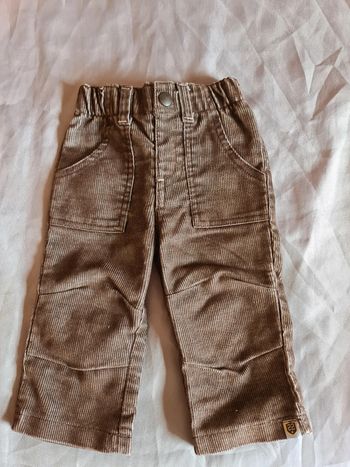 Petit pantalon marron taille 12 mois