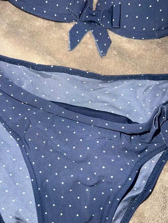 Maillot de bain deux pièce noeud et pois (rétro ?) - photo numéro 4