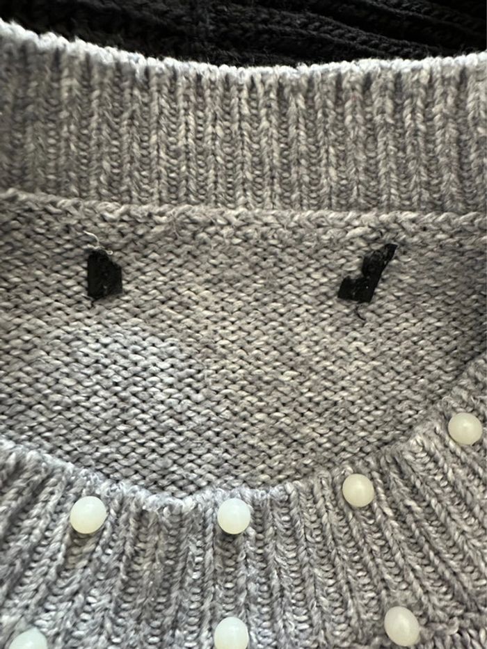 Pull gris à perles - photo numéro 7