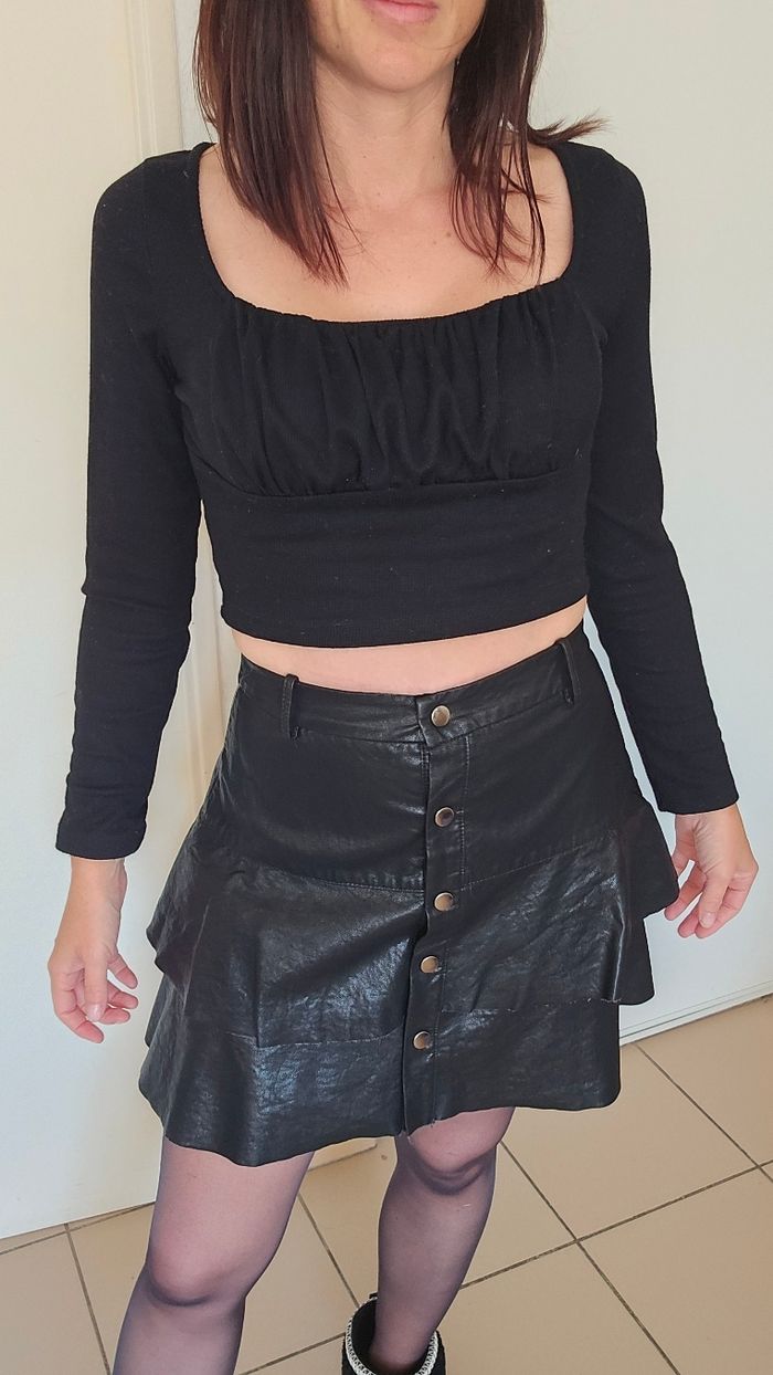 Jupe similicuir zaea taille 36 - photo numéro 2