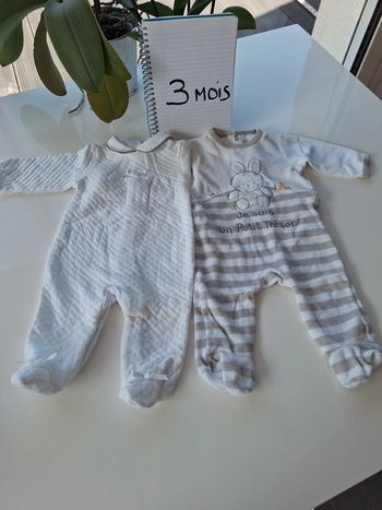 Lot de 2 pyjamas 3 mois