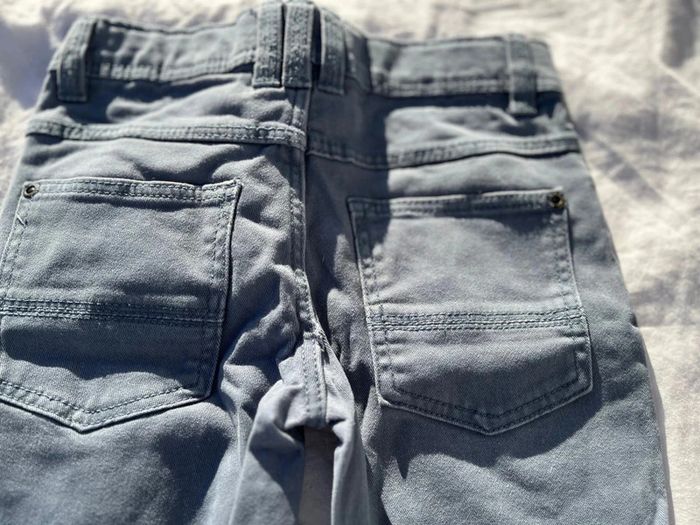 Pantalon vertbaudet gris taille 7 ans - photo numéro 4