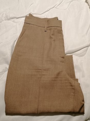 Pantalon beige droit 38