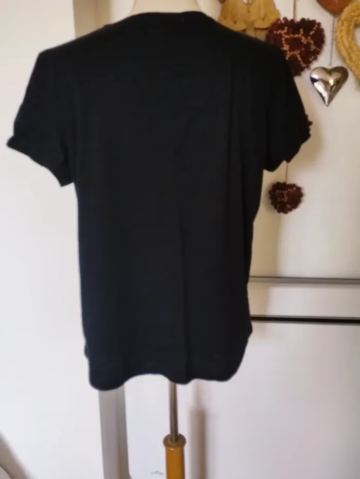 💋 tee shirt fleur 🌸 Strass ton sur ton 💎 - photo numéro 4