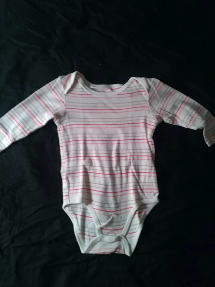 Lot de Bodies Bébé Fille 18 Mois - photo numéro 14