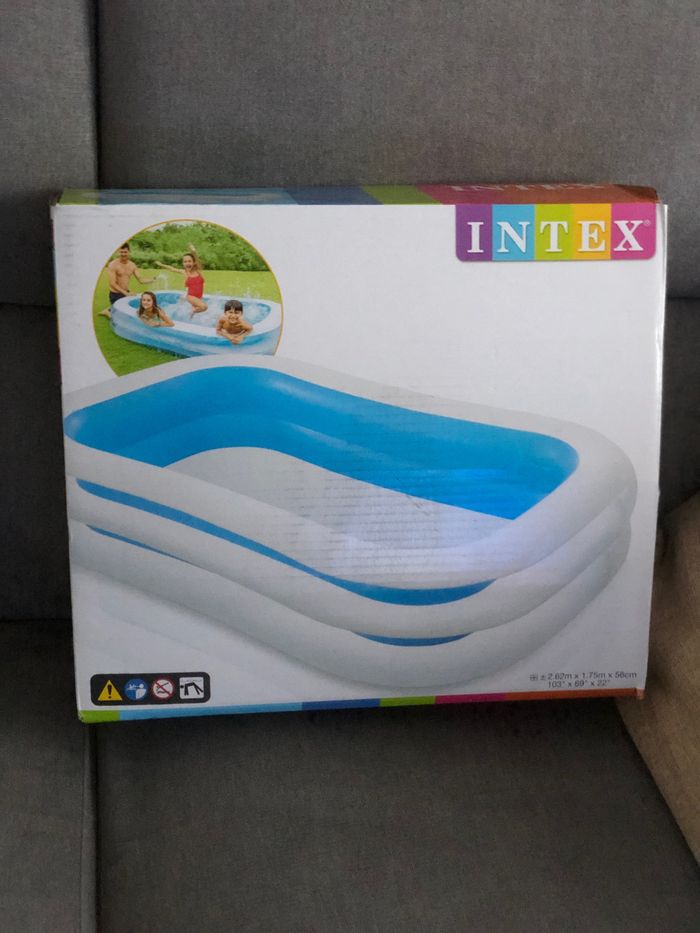 Piscine intex
