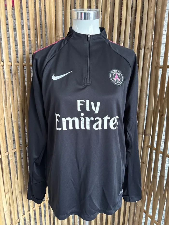 Pull psg taille L