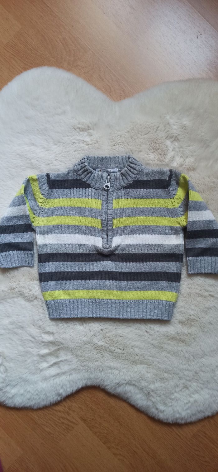 Lot de 2 pulls taille 9 mois - photo numéro 2