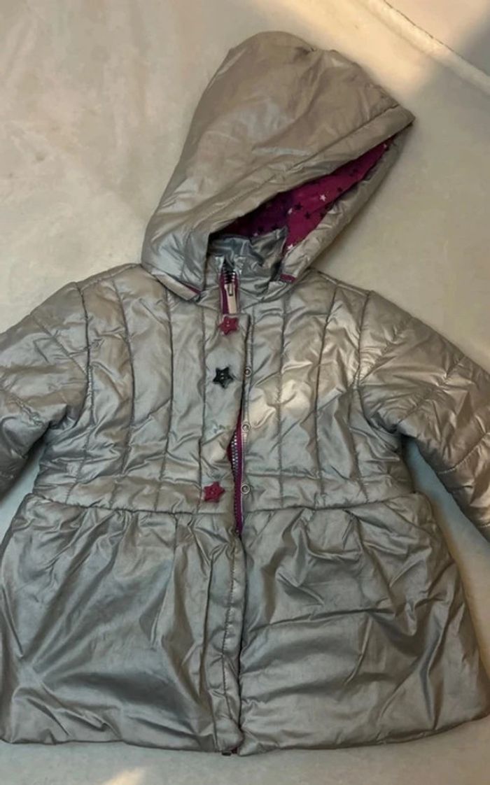 Lot 5 vêtements fille – taille 5 ans (manteau, robes, hauts, sous-pulls) - photo numéro 5