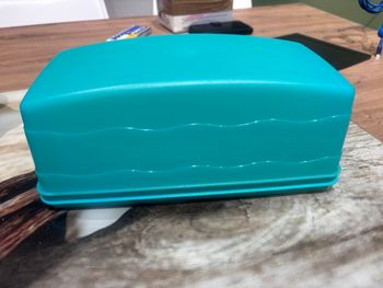 Plat transports Tupperware 