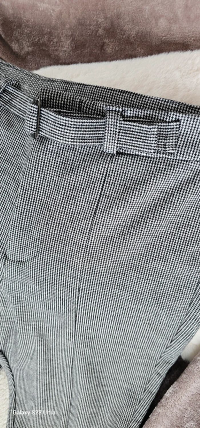 Fuseau Stradivarius taille 38 - photo numéro 6