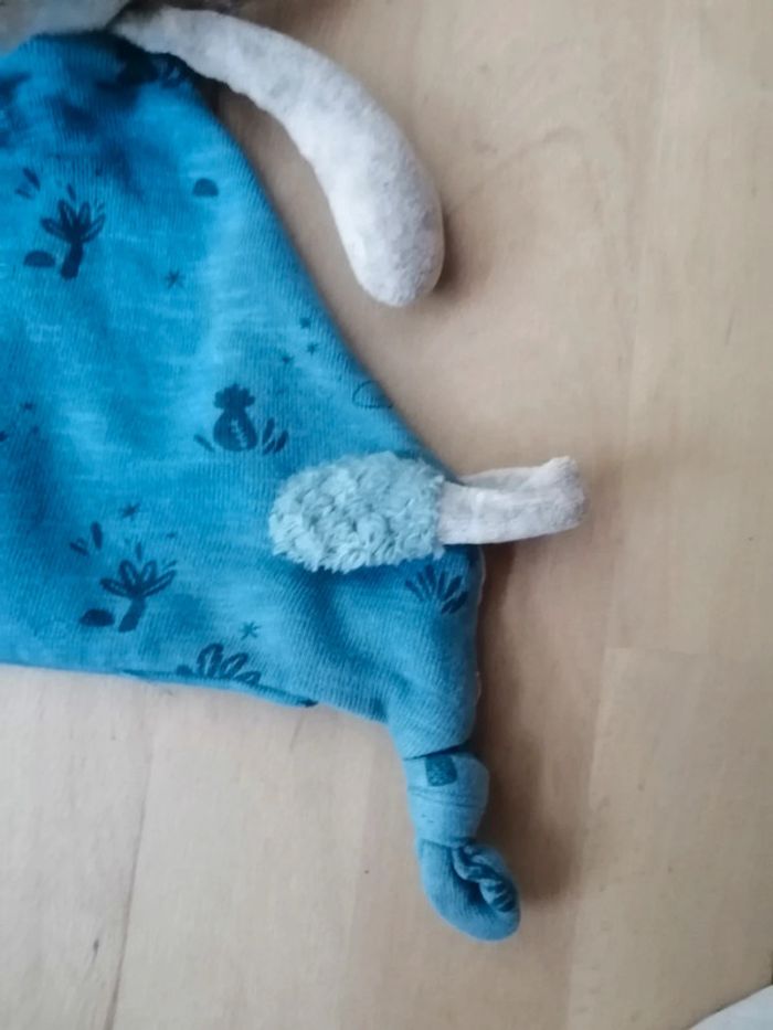 doudou elephant gris bleu attache tétine dentition Baobab moulin roty - photo numéro 3