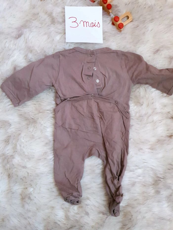Pyjama legé 3mois - photo numéro 2