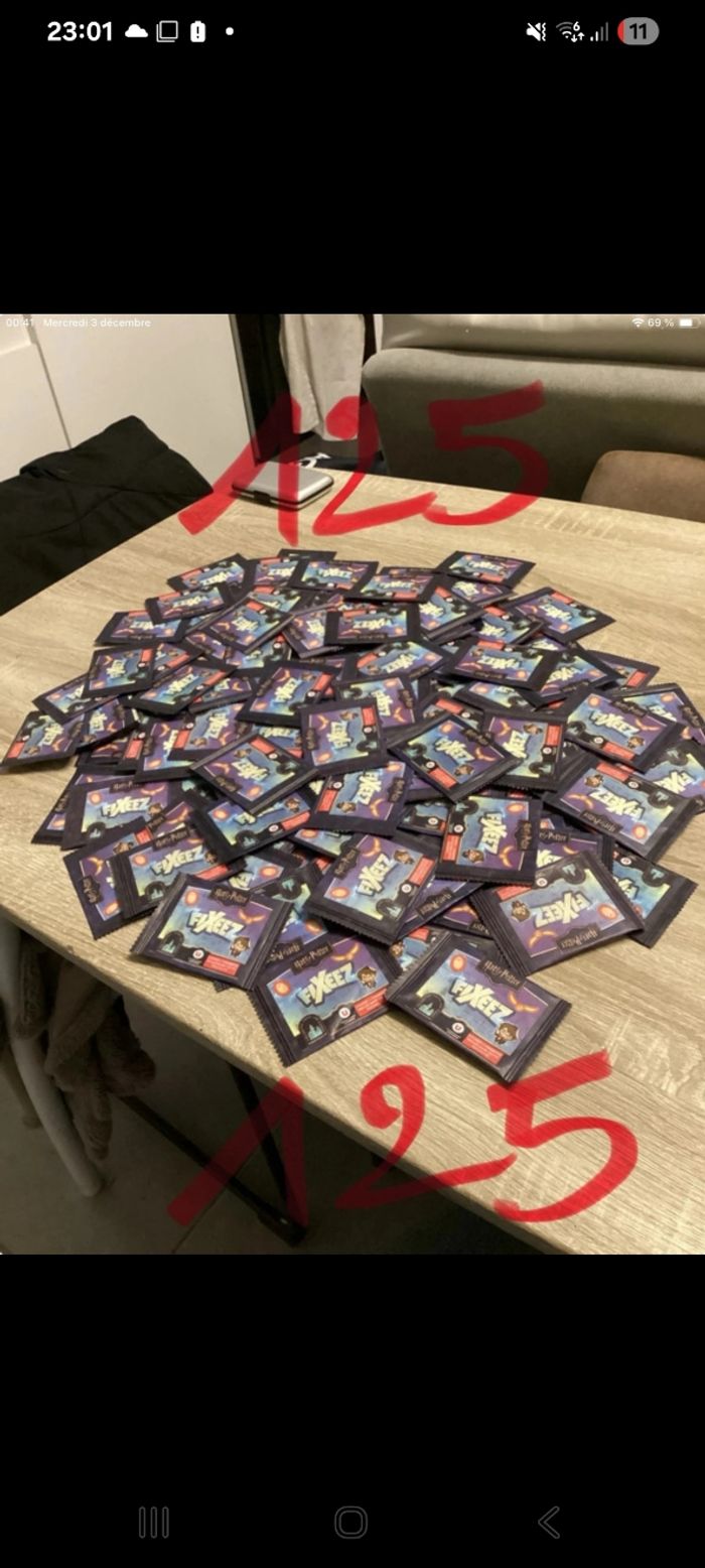 125 pochette fixeez Harry Potter Super U neuf