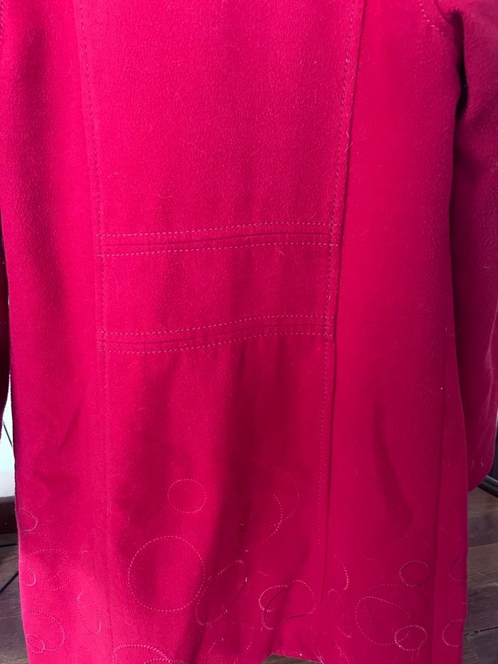 Manteau rouge T 36 - photo numéro 4