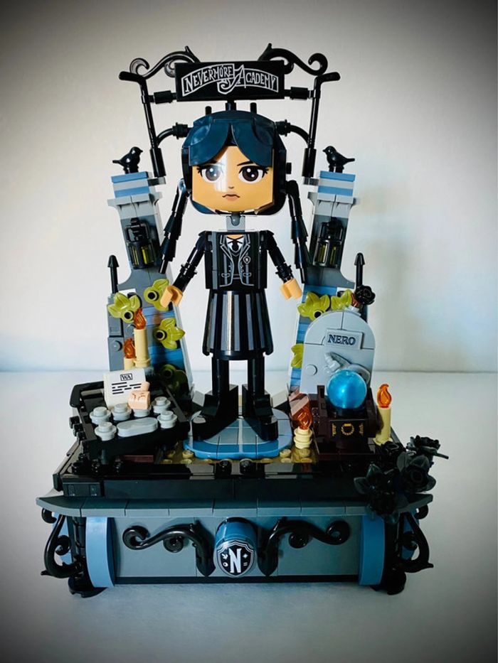 LEGO The LEGO Movie 2 - 76780 - La Figurine De Mercredi Addams - Complet avec Boîte et Notice - photo numéro 3