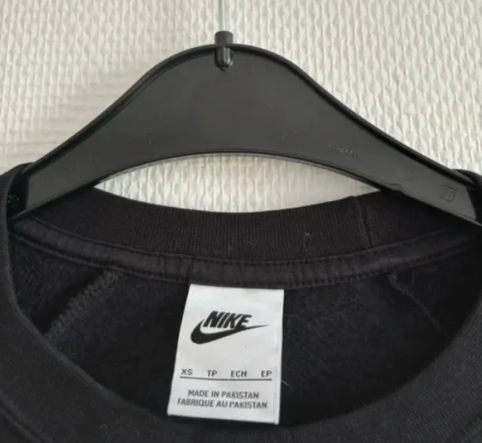 Sweat Nike noir - photo numéro 3