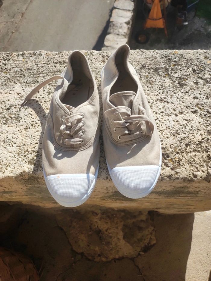 Chaussures taille 42