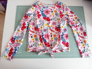 T-shirt manches longues avec noeud