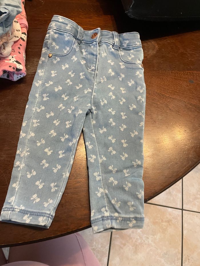 Lot 2 jeans