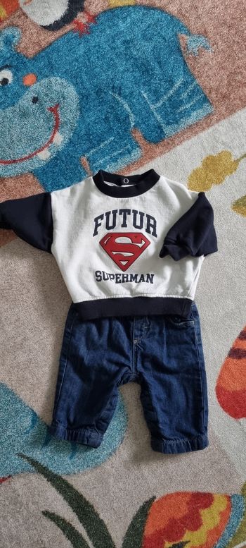 Lot pull et pantalon 1 mois 