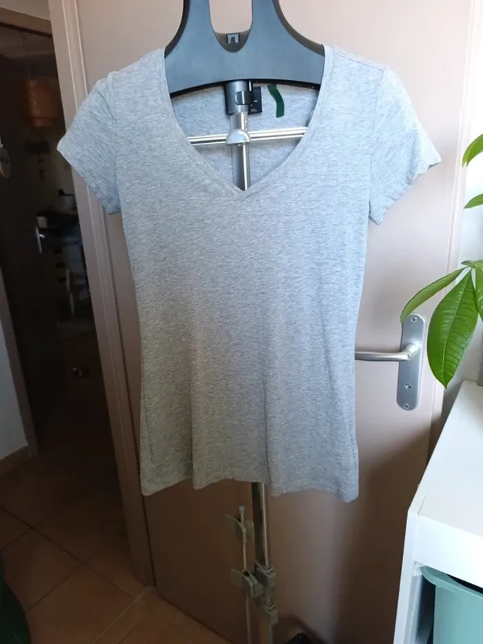 Lot 3 T-shirt G-Star neuf et peu porté - photo numéro 2