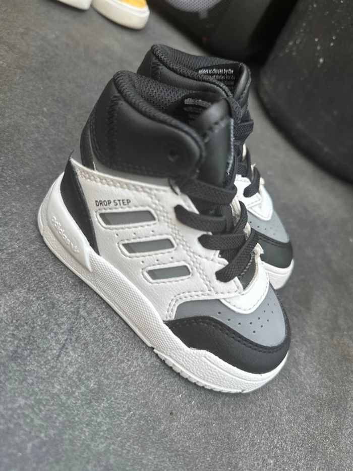 Chaussure Adidas jordan - photo numéro 4