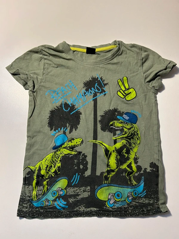 (Tir3B) T-shirt dinosaures t.6/7 ans