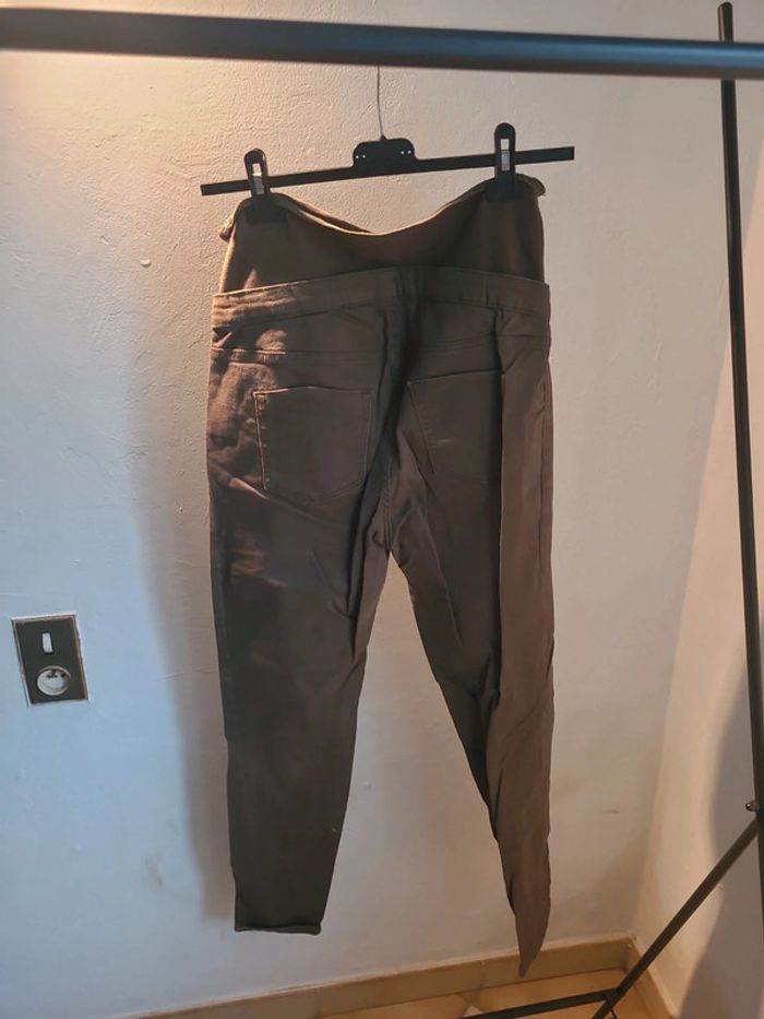 Pantalon grossesse - photo numéro 4