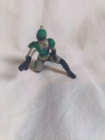 Figurines winspector TOEi 1991 vert 
Made in France 
