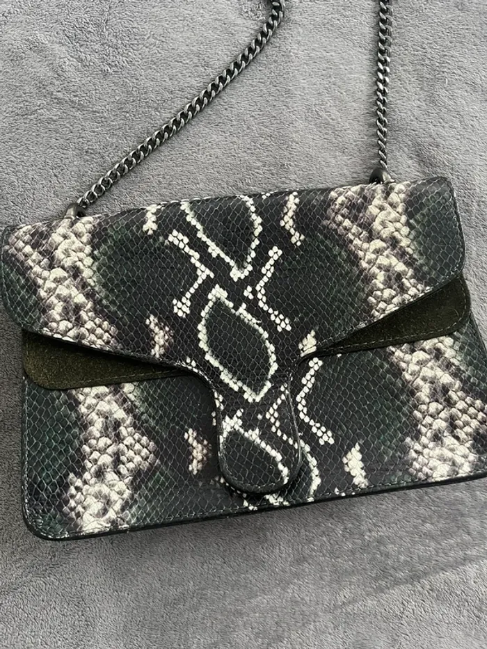 Sac à bandoulière vintage effet python – Chaîne métal – Milano Style - photo numéro 2