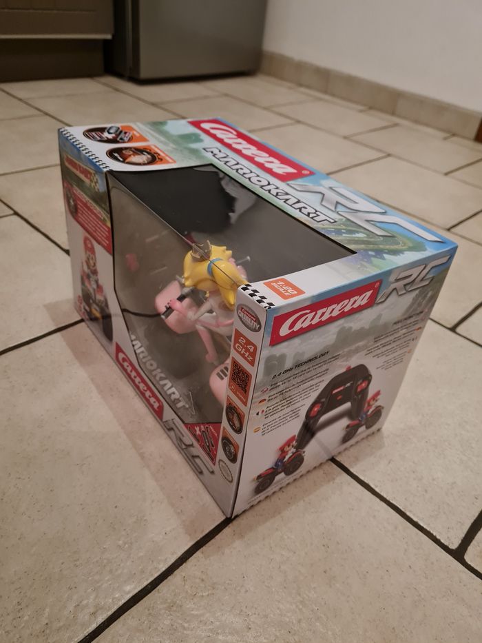 Voiture télécommandé Peach mario kart - photo numéro 3