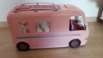 Barbie Mobilier Camping-Car Transformable
