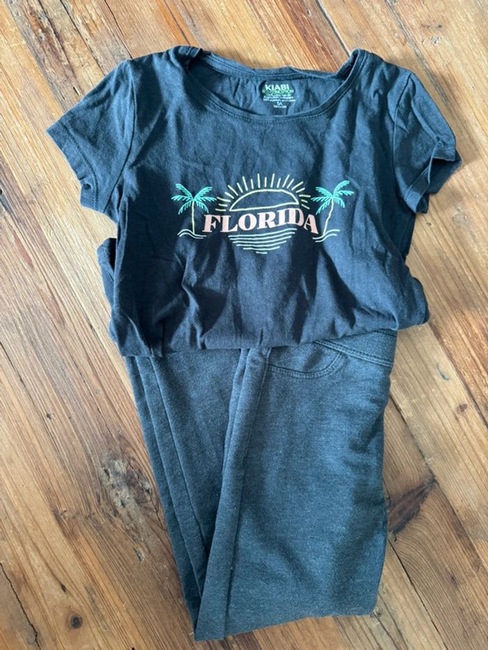 Ensemble legging + tee-shirt