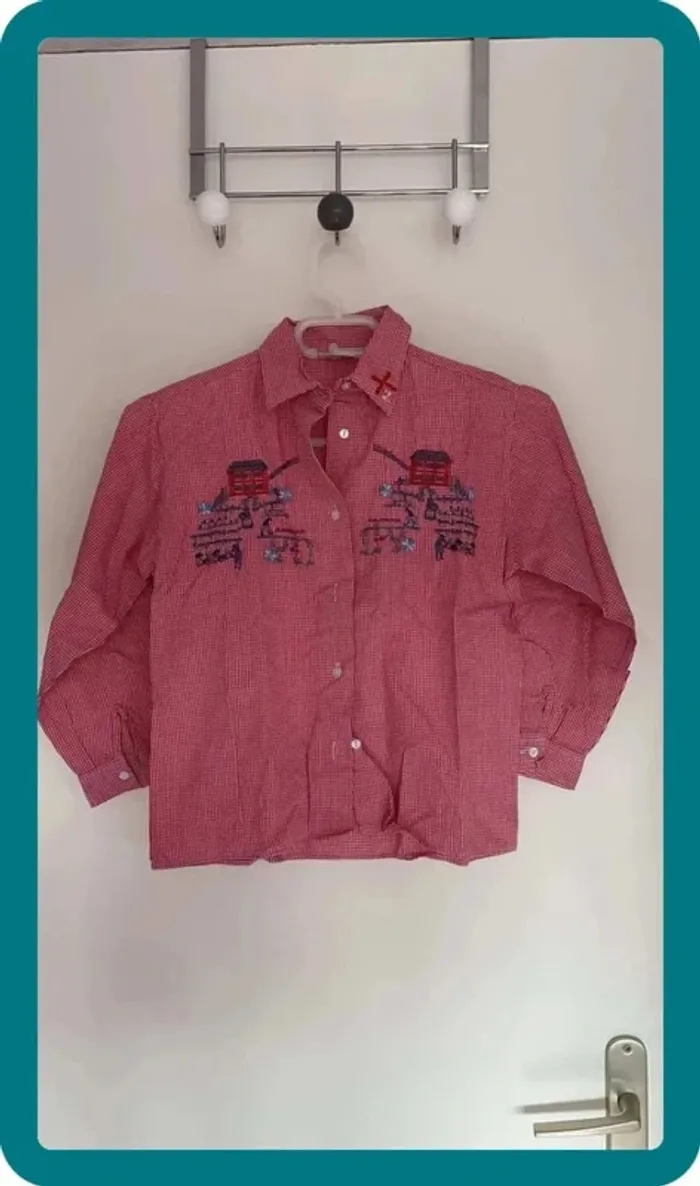 Chemise rouge