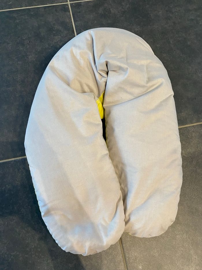 Coussin d’allaitement - photo numéro 2