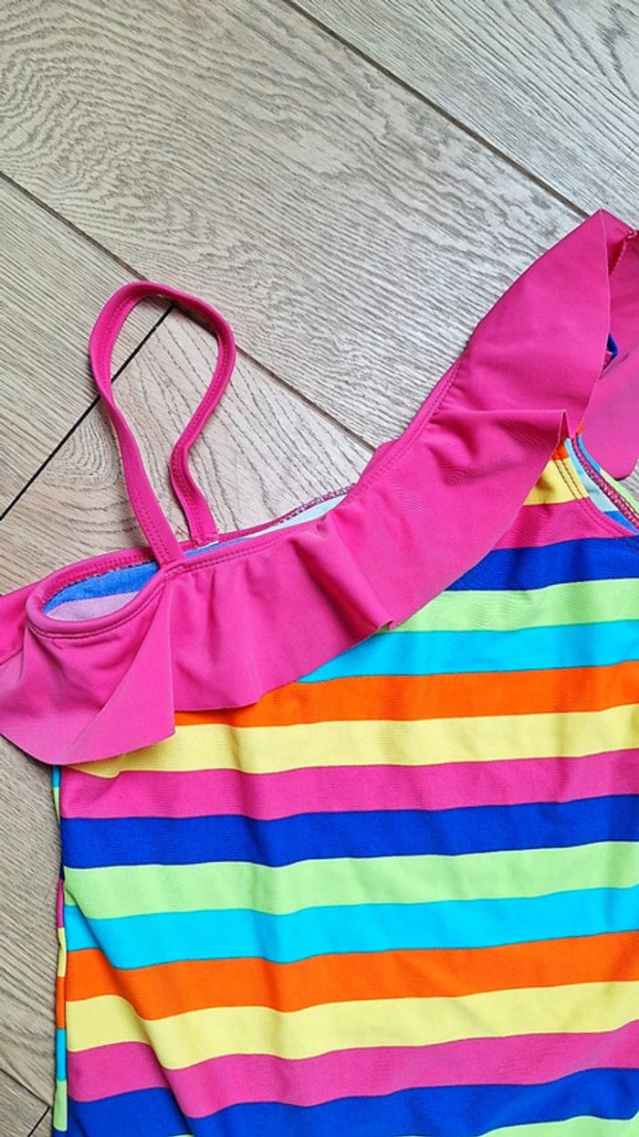 Maillot de bains rayé. - photo numéro 2