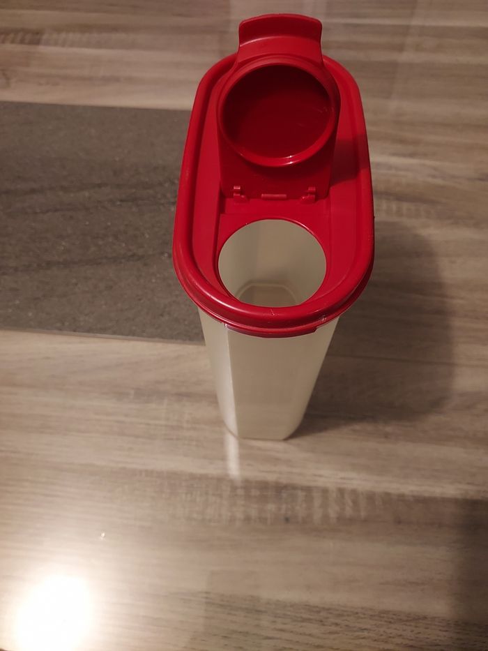 Boite de conservation Tupperware 2,3L - photo numéro 2