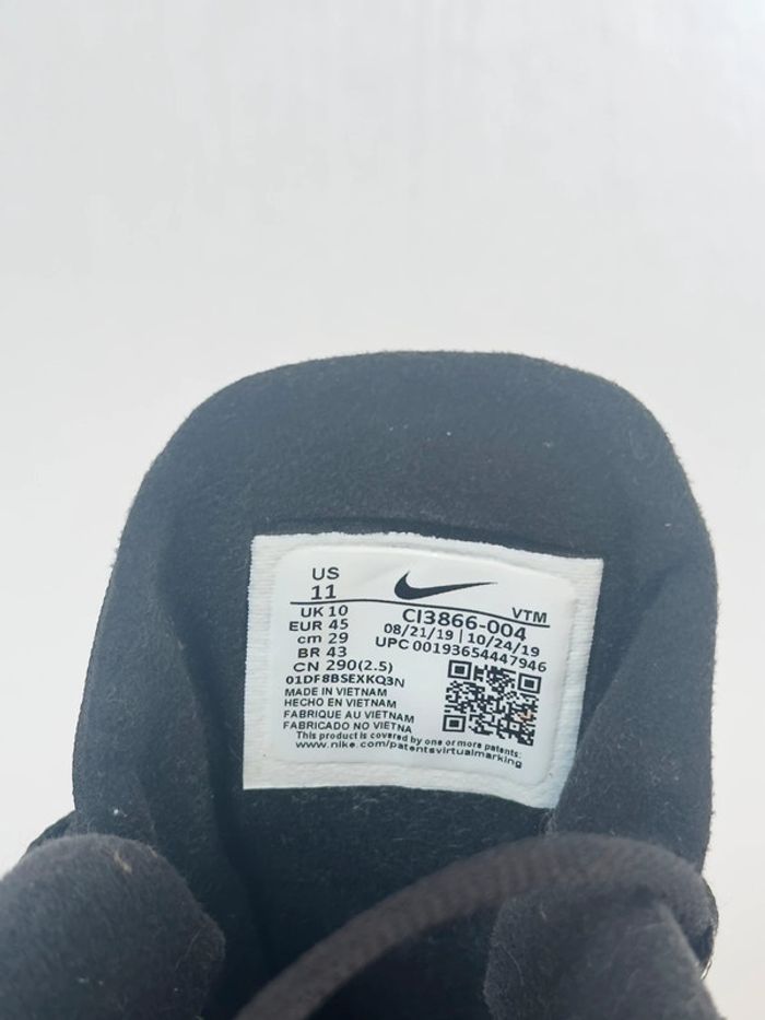 Baskets Nike airmax 270 react noire et blanche - pointure 45 - tres bon état - photo numéro 5