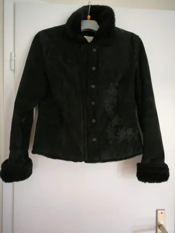 Veste faux daim noir