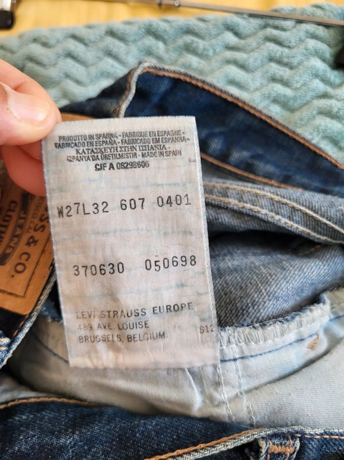 Short jean levi's taille 27 fr 36 - photo numéro 7