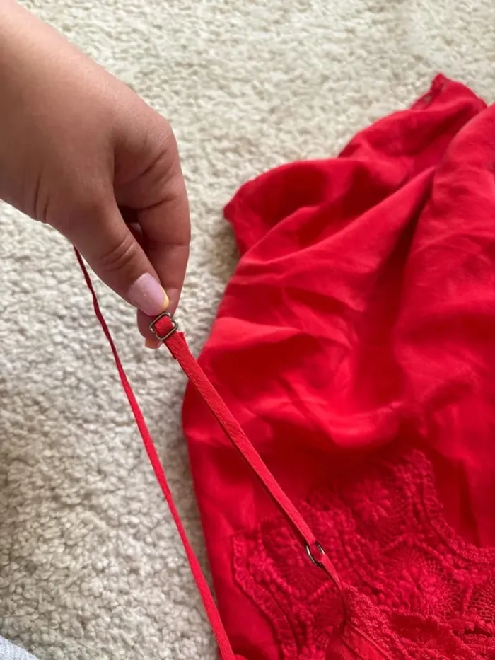 Débardeur rouge dentelle soie taille M - photo numéro 4