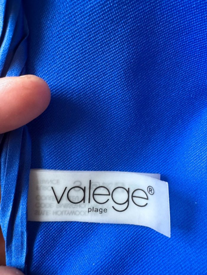 Haut de maillot de bain, taille S, neuf sans étiquette / Valege - photo numéro 3