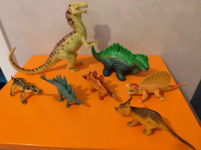 Lots dinosaures - photo numéro 2