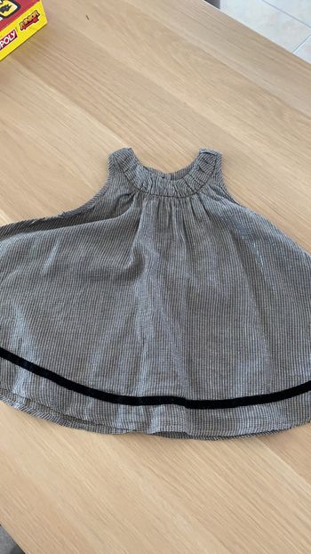 Robe absorba neuve 18 mois