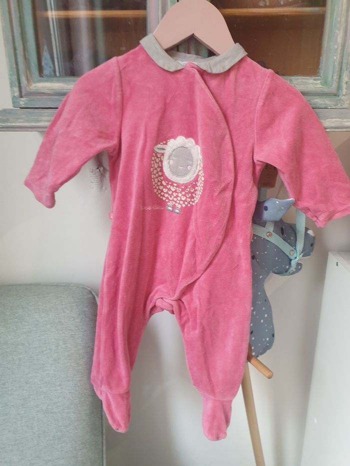 Pyjama en velours taille 6 mois obaïbi - photo numéro 2