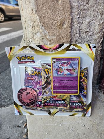 Super tris pack carte Pokemon Astre radieu en bon état neuf scellé
